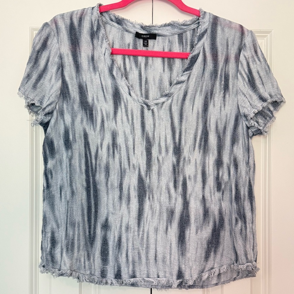 DREW Gray and White Gauze V-Neck Short Sleeve Top